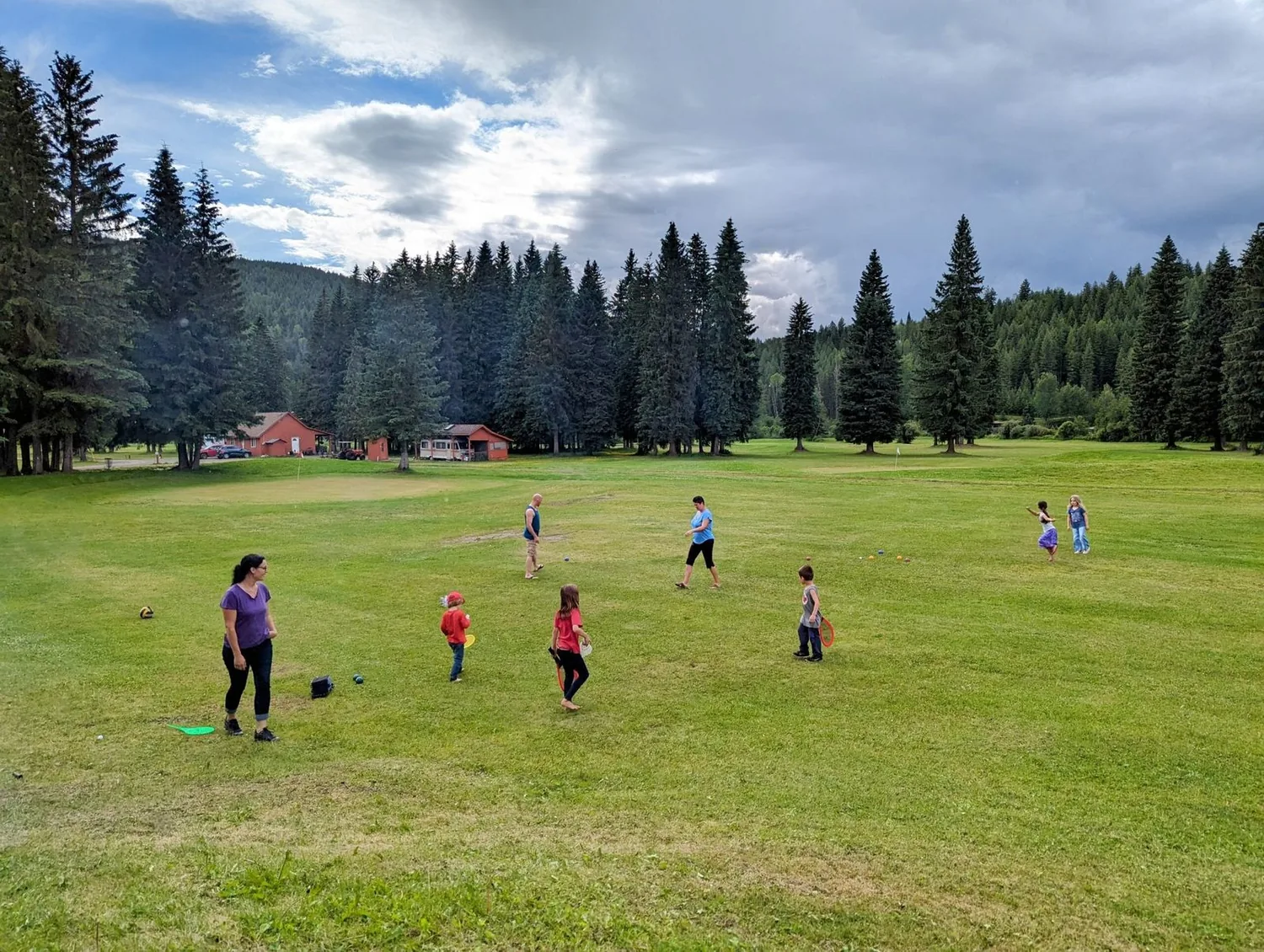 kids playing golf